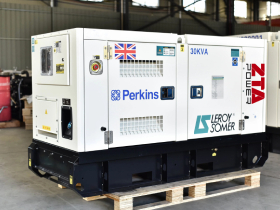 Quais são os principais componentes estruturais do sistema de partida de um motor a diesel?